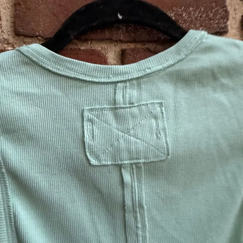 Free People We The Free Neria V-Neck Tank Top in mint green Women’s XL NEW